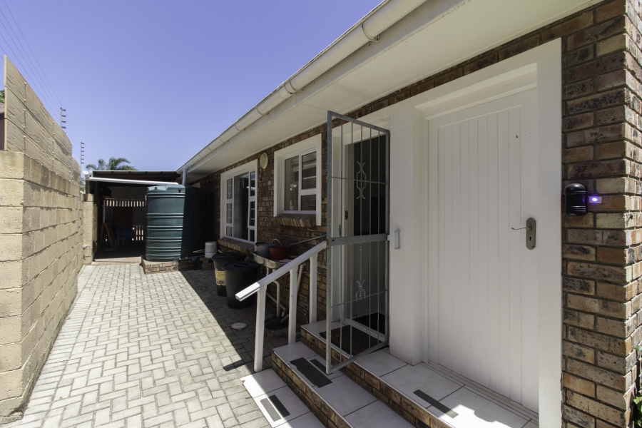 3 Bedroom Property for Sale in West Bank Eastern Cape
